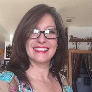 Meet your Posher, Connie